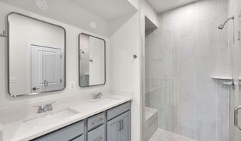 1 PICASSO Sq Turner 22-F2-Rt, Ashburn, VA 20148