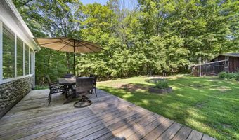 50 Long Hill Rd, Raymond, NH 03077