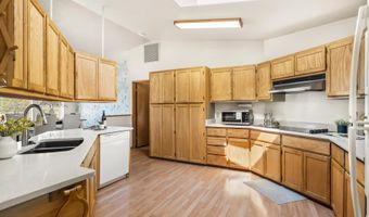 64502 McGrath Rd, Bend, OR 97701