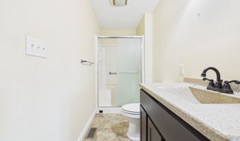 1715 E 800 N, Alexandria, IN 46001