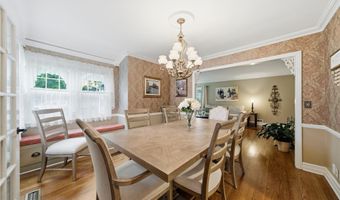 99 Oldfield Ave, Amityville, NY 11701