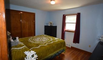 3 Grant St, Attleboro, MA 02703