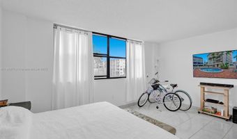 9300 Bay Harbor Ter 4B, Bay Harbor Islands, FL 33154