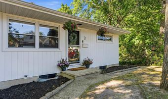 110 Pennsylvania Ave, Absecon, NJ 08201