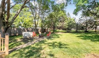 404 N Yellowstone Dr, Brandon, SD 57005