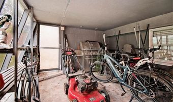 2 Purfleet Dr, Bella Vista, AR 72715