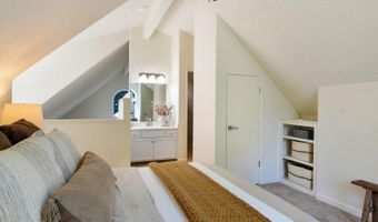 2737 Lakeview Dr, Santa Rosa, CA 95405