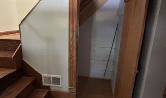 911 Pine St, Atlantic, IA 50022