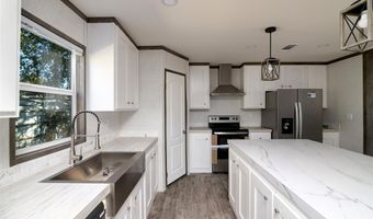 700 Alaska St, Keene, TX 76059