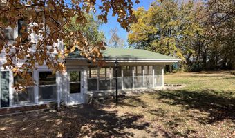 106 S Mansfield Rd, Ava, MO 65608