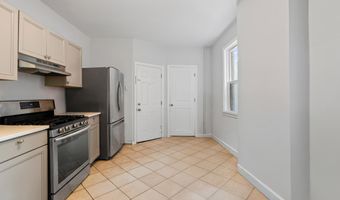 352 AVENUE C, Bayonne, NJ 07002