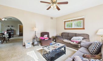 63 S Market St, Andrews, IN 46702