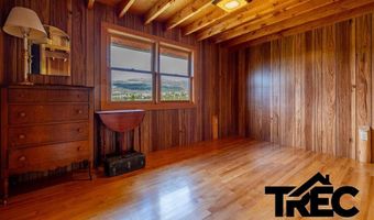 17 Rustic Rd, Cody, WY 82414