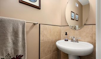 37099 Fairway Dr, Frankford, DE 19945