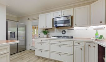 38 Hidden Hills Lake Rd, Arnaudville, LA 70512