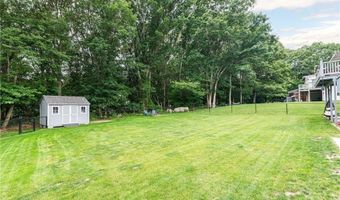 180 Mesa Dr, North Kingstown, RI 02852