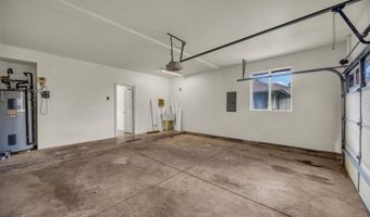 73 Hoku Puhipaka St, Kahului, HI 96732