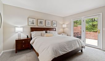 1804 Appleridge Ct, Adams Twp., PA 15044