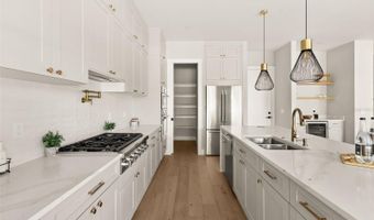 2422 MUSSELWHITE Ave, Orlando, FL 32804