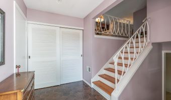 214 W Hintz Rd, Arlington Heights, IL 60004
