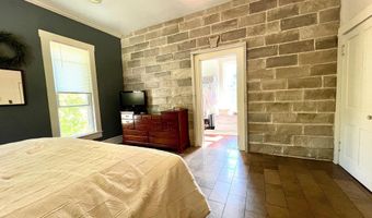 330 Hawthorne Dr, Bedford, IN 47421