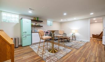 47 Sunnyside Dr, Athens, OH 45701