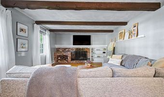 25 Claire Dr, Attleboro, MA 02703