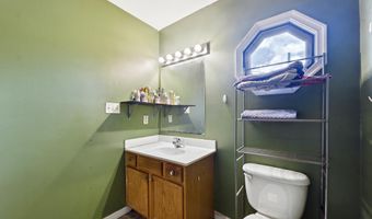 1176 W 6TH St, Laurel, DE 19956