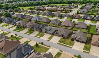 4200 SW Acres Ave, Bentonville, AR 72713