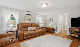 44 Old Great Rd, North Smithfield, RI 02896
