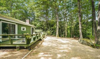 4 Clark Island Rd, Amherst, NH 03031