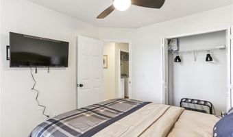 859 Springchase Dr, Austell, GA 30168