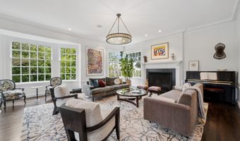 1121 BAY St, Alameda, CA 94501
