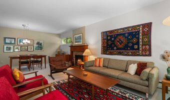 2805 Byington Blvd, Ann Arbor, MI 48105
