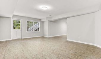 3425 Kingsland Cir, Berkeley Lake, GA 30096