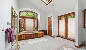 4920 BROOK HILLS Dr, Annandale, VA 22003
