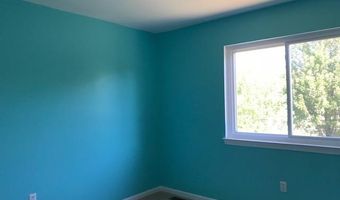 251 Cloverleaf Ct, Ann Arbor, MI 48103