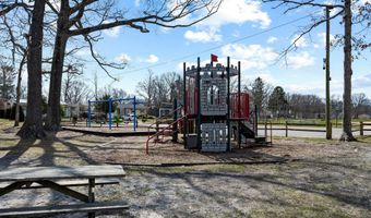 70 Mallard Rd, Bayville, NJ 08721