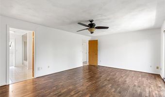 8 Ashley Dr, Lincoln, RI 02865