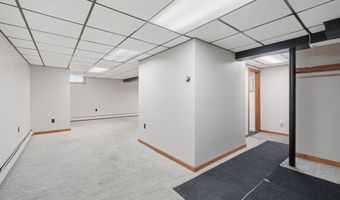 15 Sibley Rd, Ashburnham, MA 01430