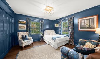 8436 BURNING TREE Rd, Bethesda, MD 20817