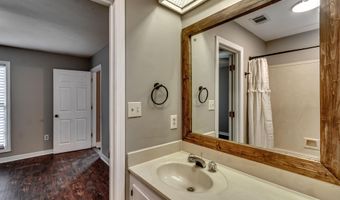 215 Tolleson Pl, Brandon, MS 39042