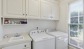 118 Parkside Dr, Brandon, MS 39042