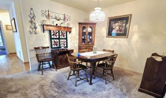 16 Cottonwood Dr, Barnegat, NJ 08005