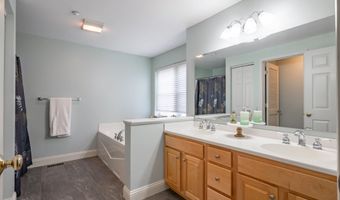 18 Eldon Way, Atkinson, NH 03811