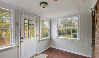 820 Memorial Dr, Braxton, MS 39044