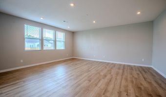 319 Honeysuckle St, Ashville, OH 43103