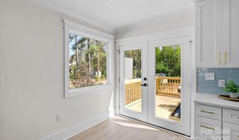 215 Wyanoke Ave, Charlotte, NC 28205