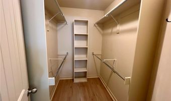 3202 Stoneway Ave, Bentonville, AR 72712