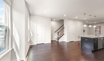 43400 APPLE ORCHARD Sq, Ashburn, VA 20148